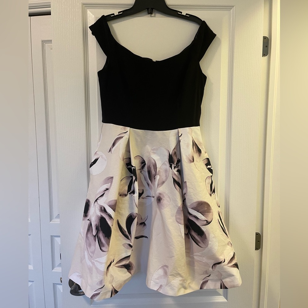 Dress with pockets